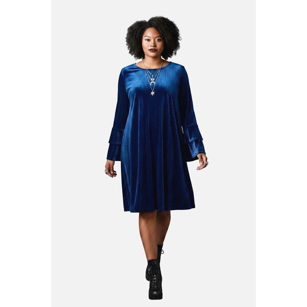 NWT Tacera Ribbed Blue Velvet Bell Sleeve Whimsigoth Boho Witchy Fairygoth 1X